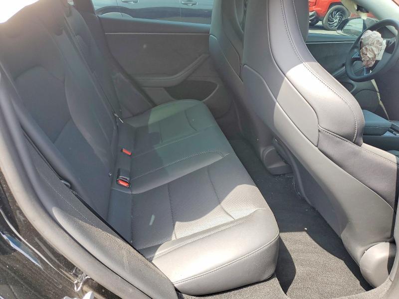 2026 TESLA MODEL 3 — Фото 10 из 14