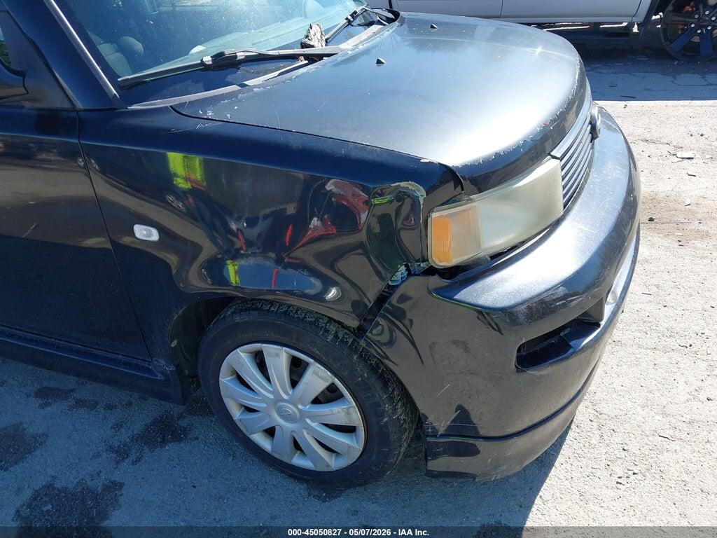 JTLKT324450214910 2005 SCION XB photo no. 6