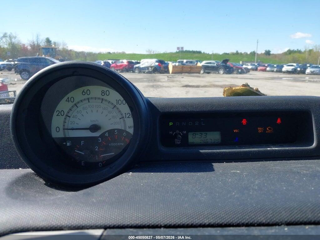 JTLKT324450214910 2005 SCION XB photo no. 7