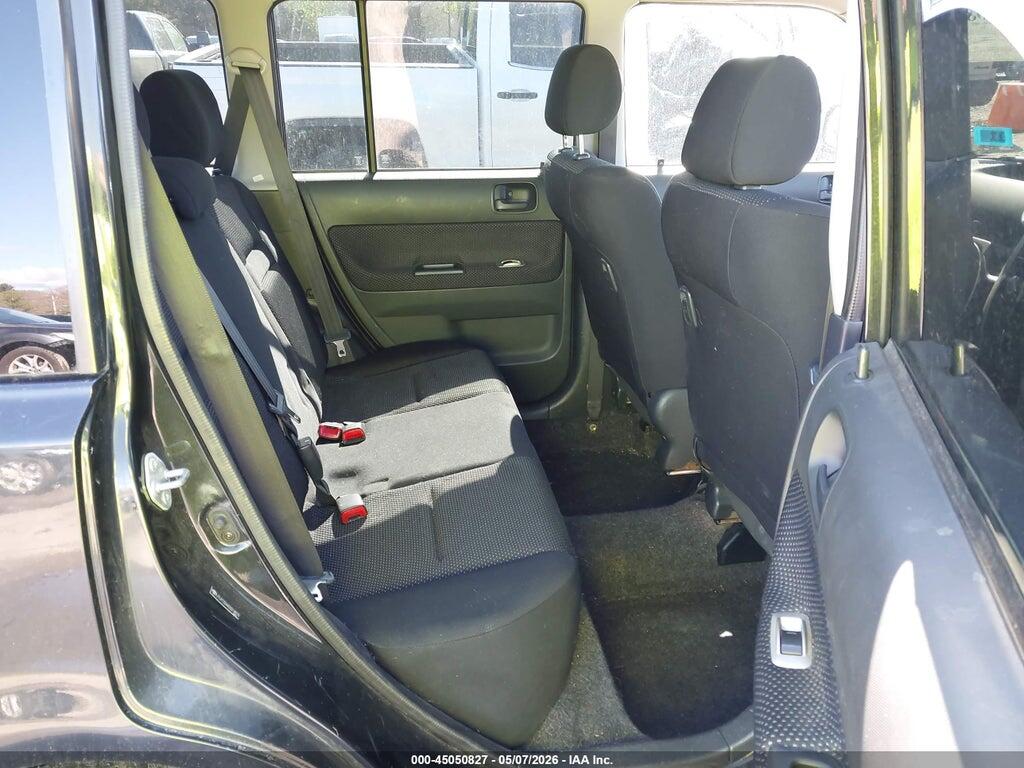 JTLKT324450214910 2005 SCION XB photo no. 8