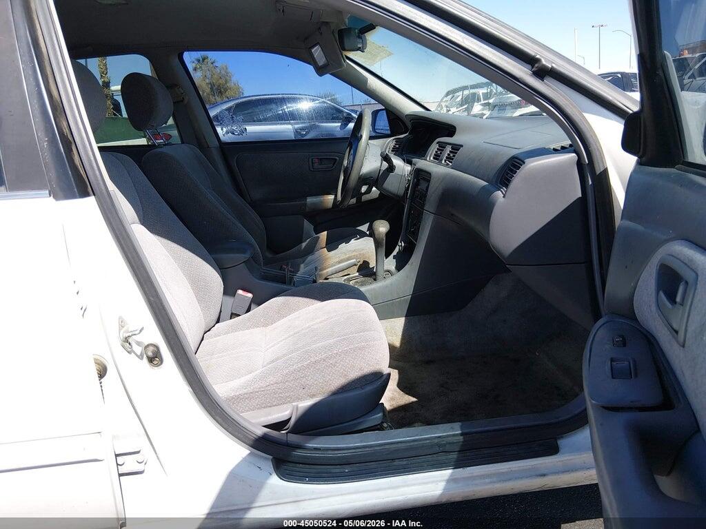 JT2BG22K3Y0470526 2000 TOYOTA CAMRY photo no. 5