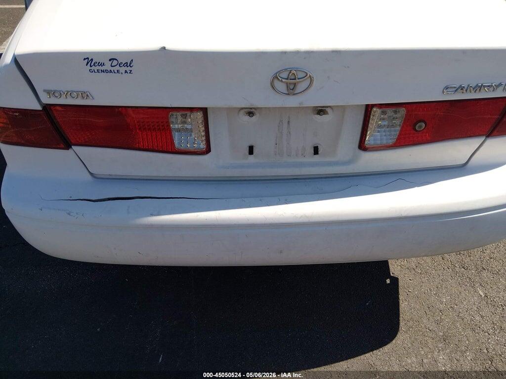 JT2BG22K3Y0470526 2000 TOYOTA CAMRY photo no. 6