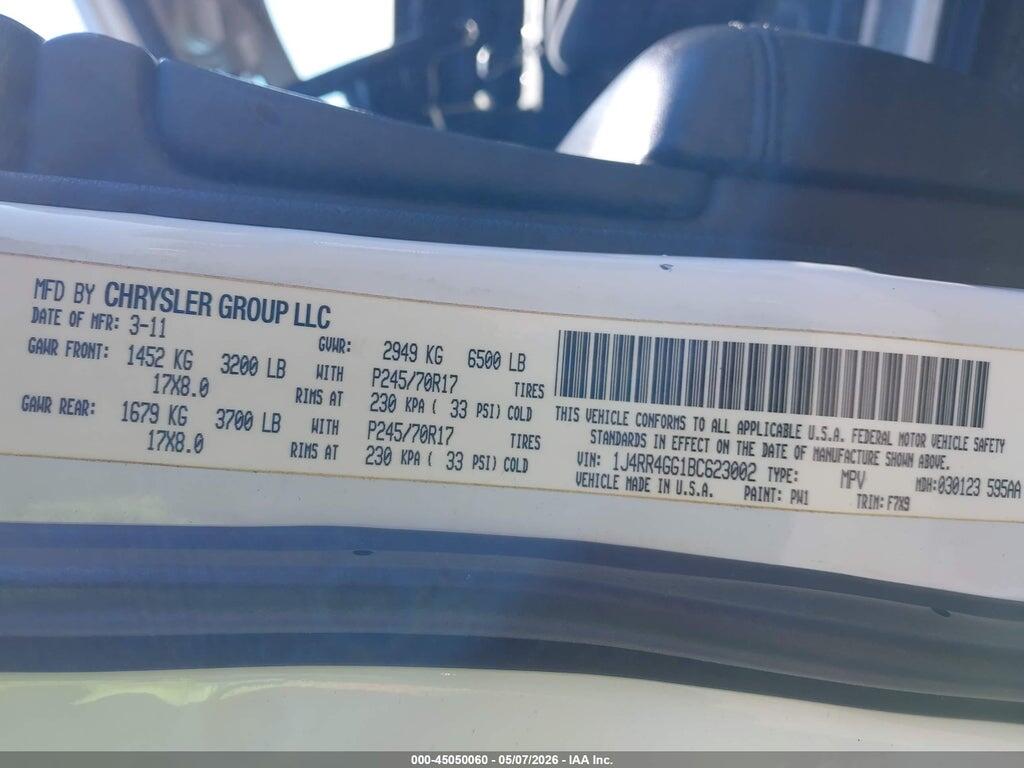1J4RR4GG1BC623002 2011 JEEP GRAND CHEROKEE photo no. 9