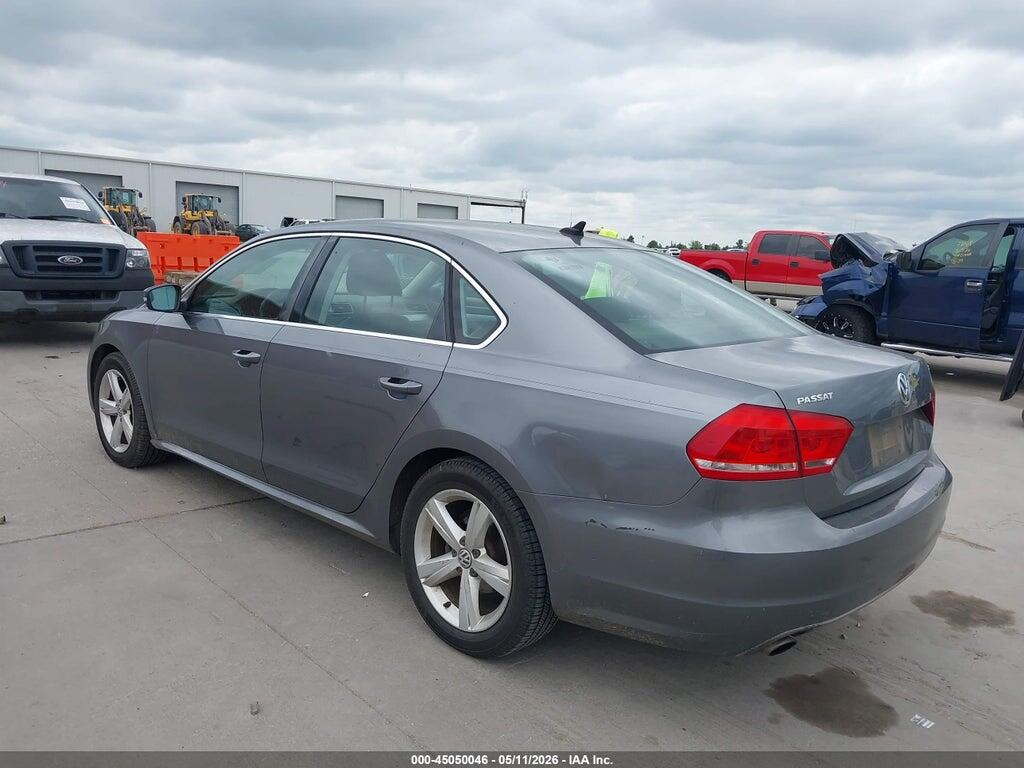 1VWBH7A3XDC061375 2013 VOLKSWAGEN PASSAT photo no. 3