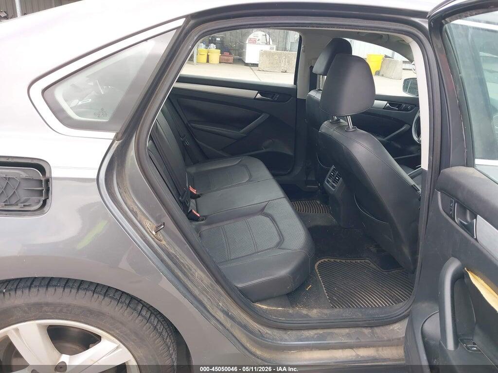 1VWBH7A3XDC061375 2013 VOLKSWAGEN PASSAT photo no. 8