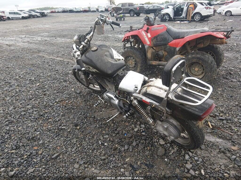 1HFSC18024A800959 2004 HONDA VT1100 photo no. 3