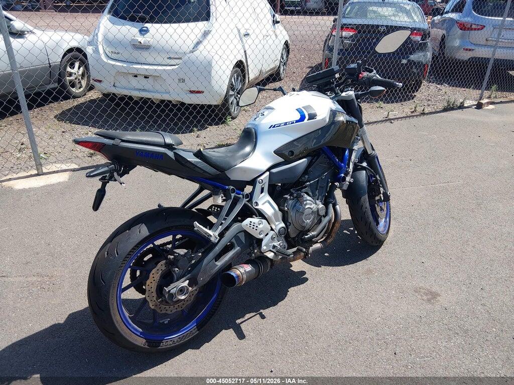 JYARM06E0GA010171 2016 YAMAHA FZ07 photo no. 4