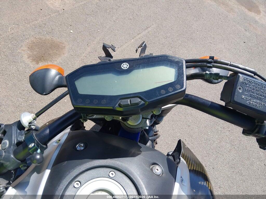 JYARM06E0GA010171 2016 YAMAHA FZ07 photo no. 7