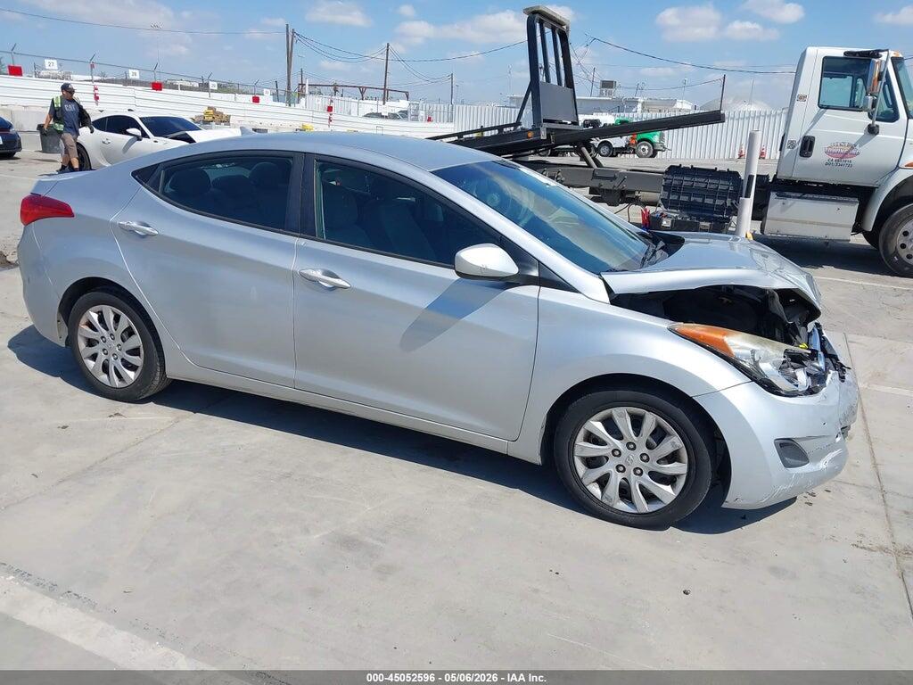 5NPDH4AE3DH225436 2013 HYUNDAI ELANTRA photo no. 1