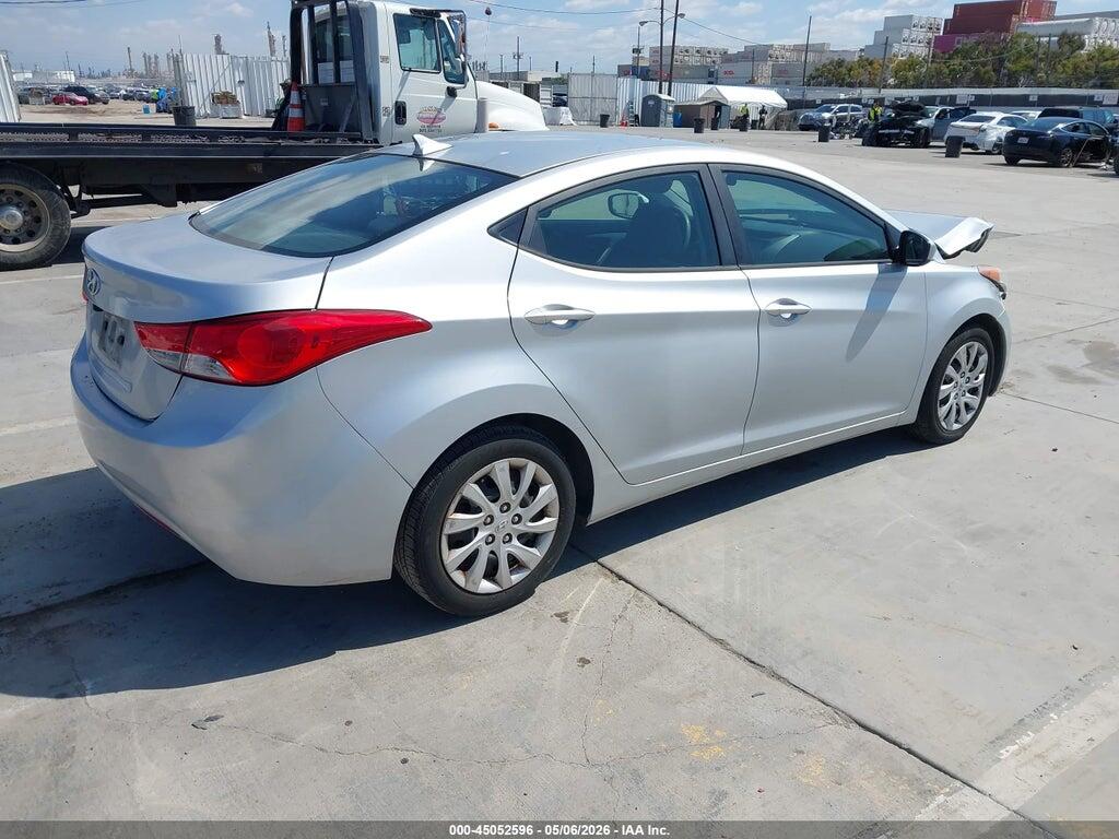 5NPDH4AE3DH225436 2013 HYUNDAI ELANTRA photo no. 4