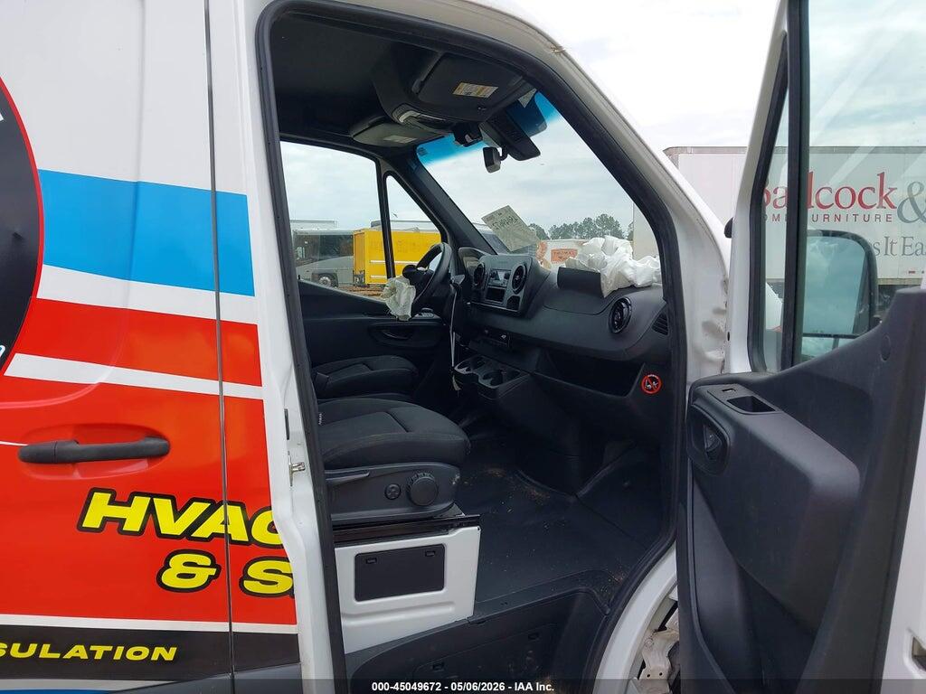WDRPF0CDXKP163728 2019 FREIGHTLINER SPRINTER 2500 photo no. 5