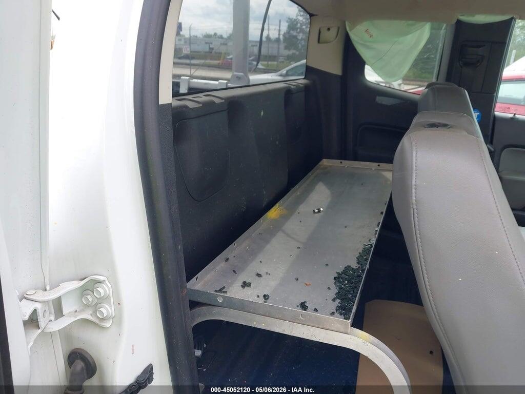 1GCHSBEAXK1207308 2019 CHEVROLET COLORADO photo no. 8