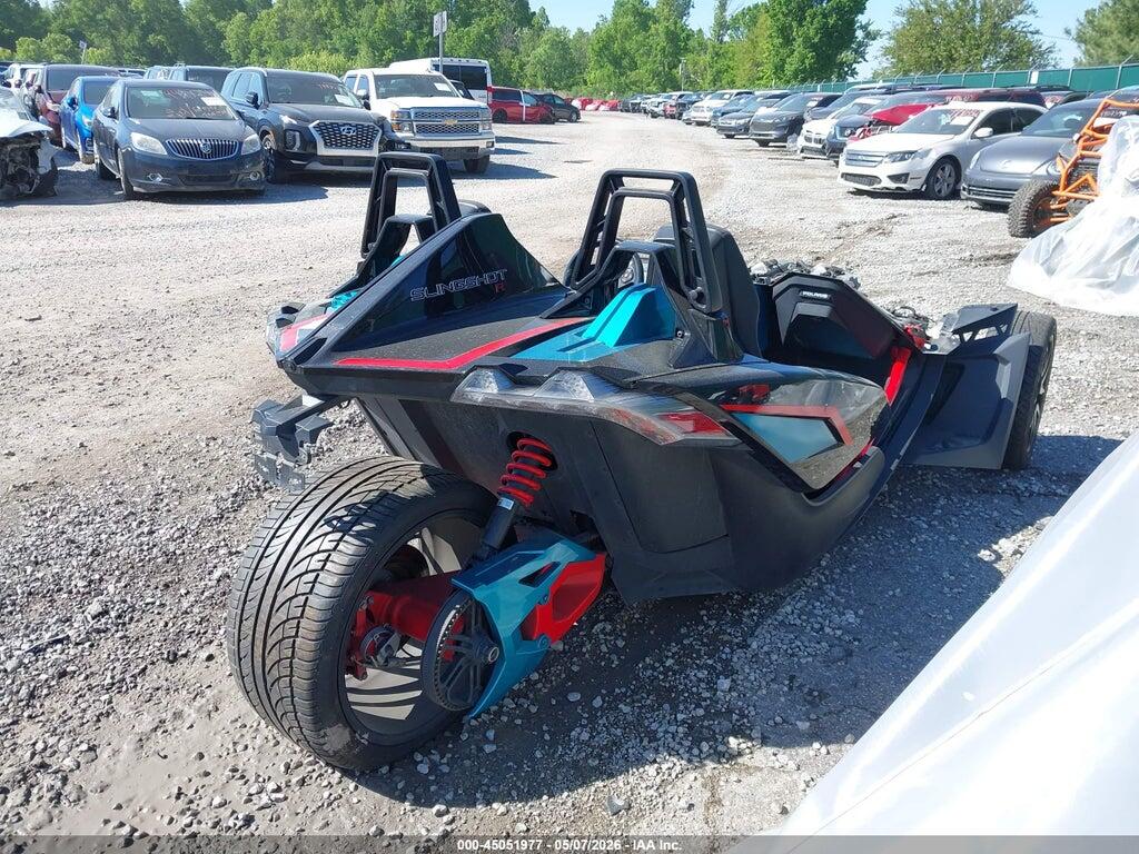 57XAARHB7N8152675 2022 POLARIS SLINGSHOT photo no. 4