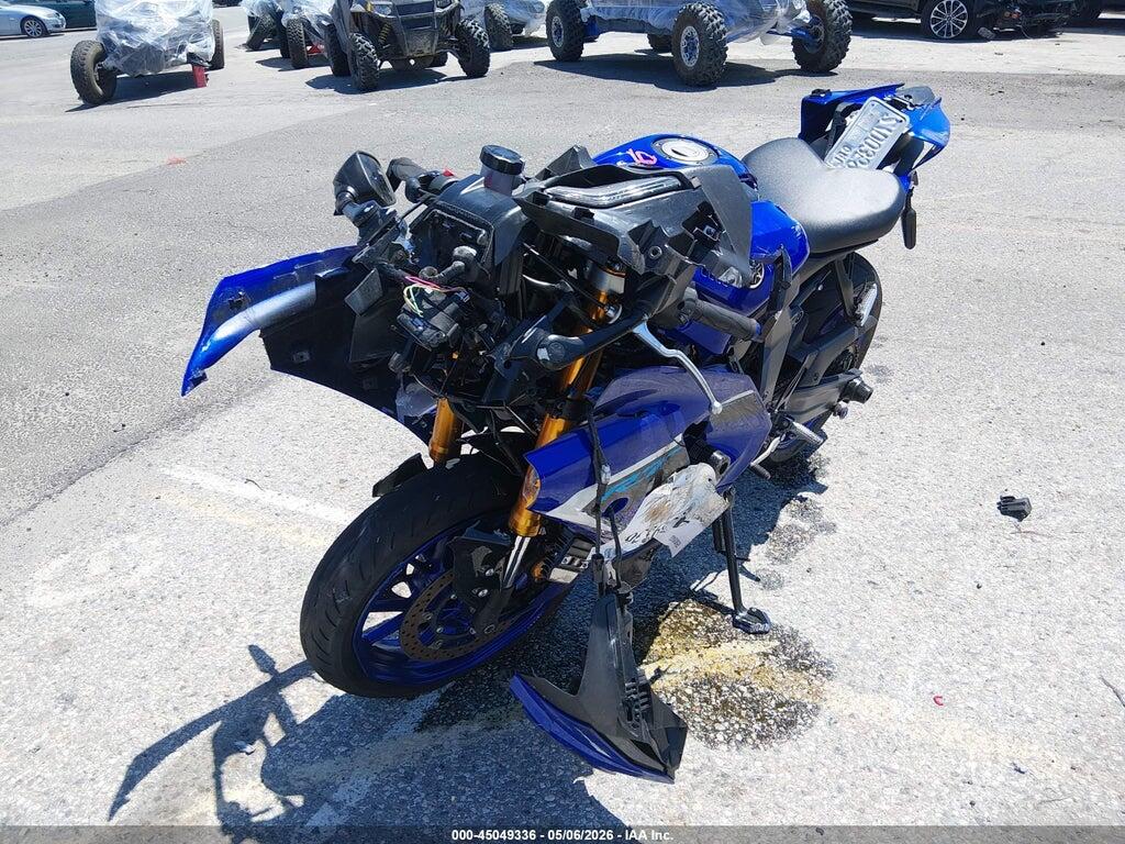JYARM38Y2SA003532 2025 YAMAHA YZFR7 photo no. 2