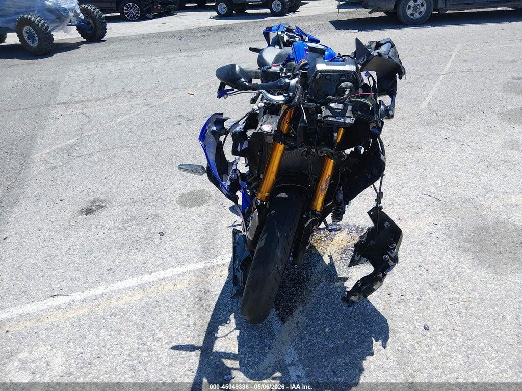 JYARM38Y2SA003532 2025 YAMAHA YZFR7 photo no. 5