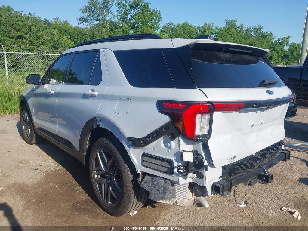 1FMUK7KH2TGA43284 2026 FORD EXPLORER photo no. 3