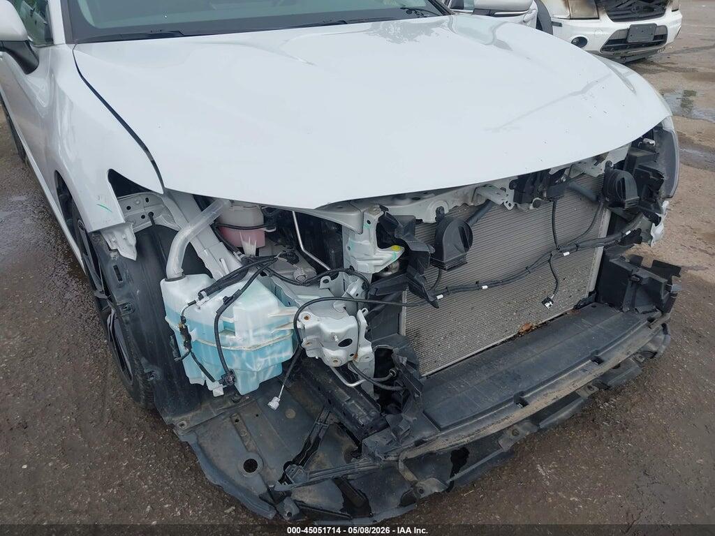 4T1G11AK8NU060833 2022 TOYOTA CAMRY photo no. 6