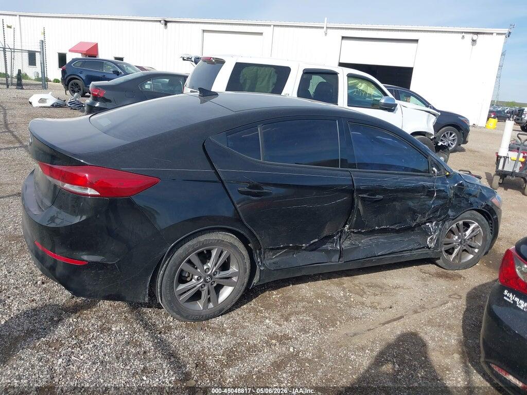 KMHD84LF7JU556071 2018 HYUNDAI ELANTRA photo no. 12