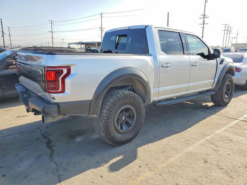 2017 FORD F150 RAPTOR — Фото 3 из 12