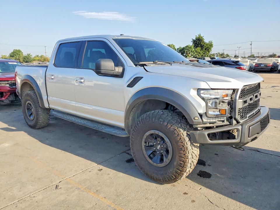 2017 FORD F150 RAPTOR — Фото 4 из 12