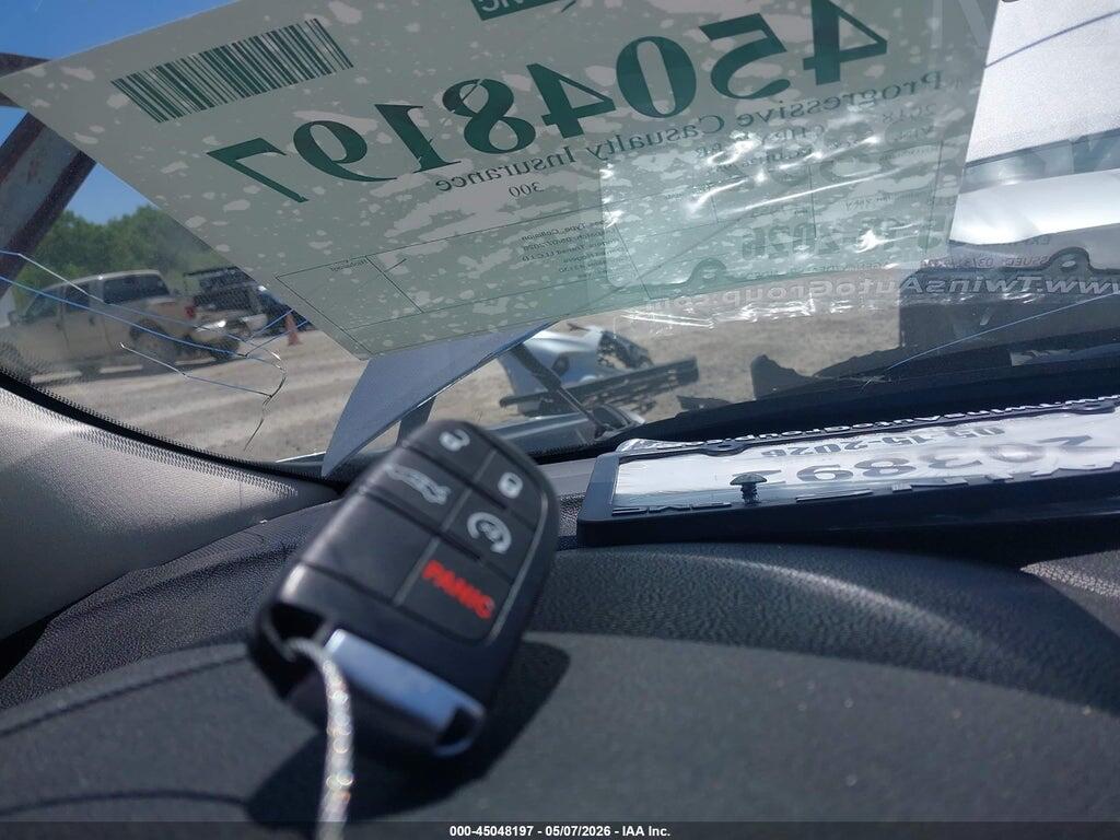 2C3CCAKG4JH267955 2018 CHRYSLER 300 photo no. 11