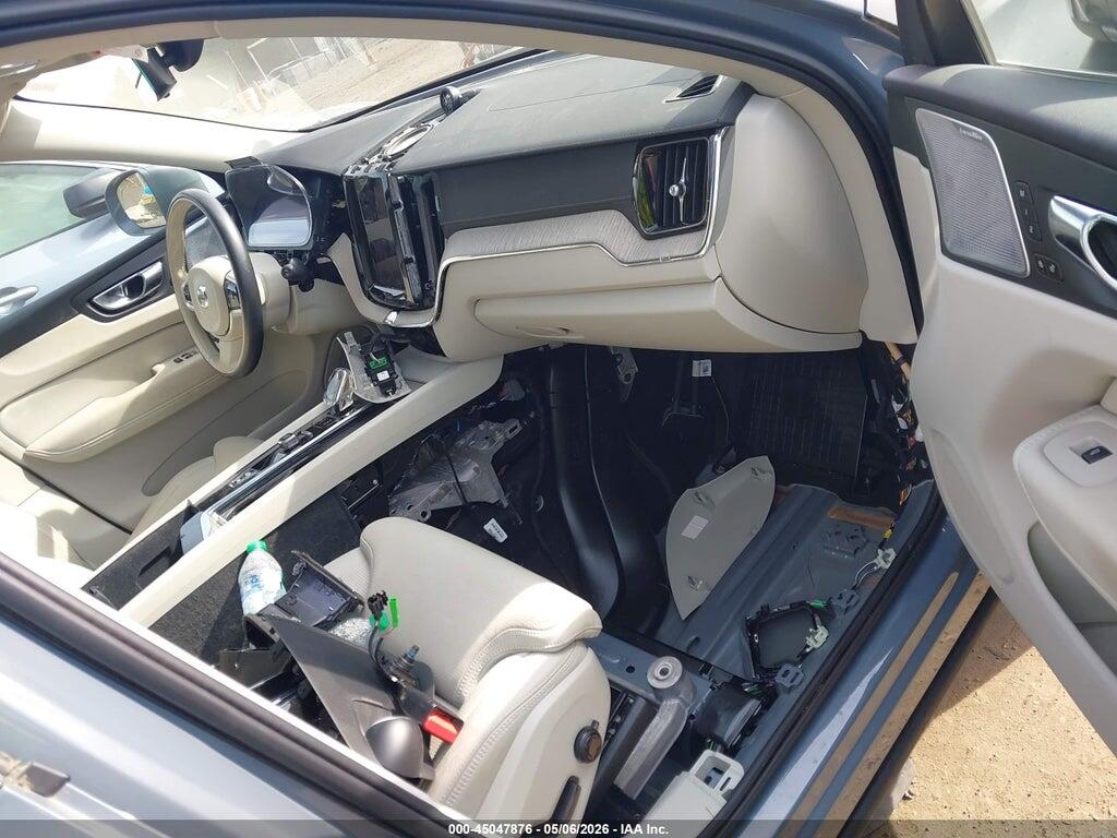 YV4L12RL7N1925182 2022 VOLVO XC60 photo no. 5