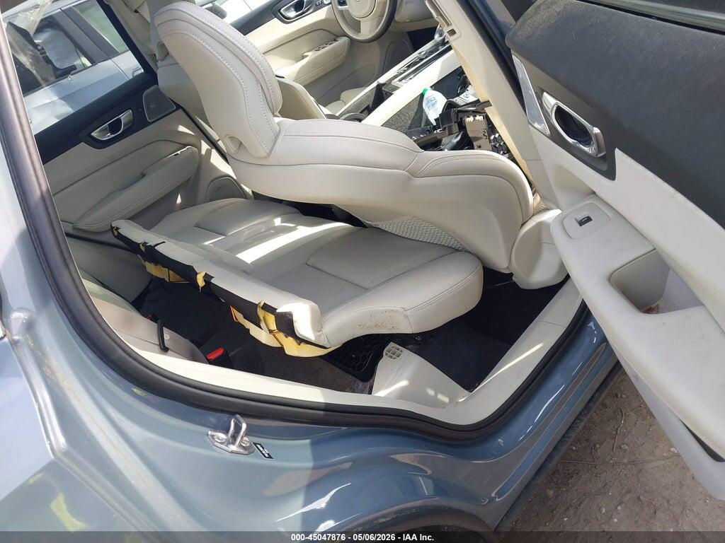 YV4L12RL7N1925182 2022 VOLVO XC60 photo no. 8