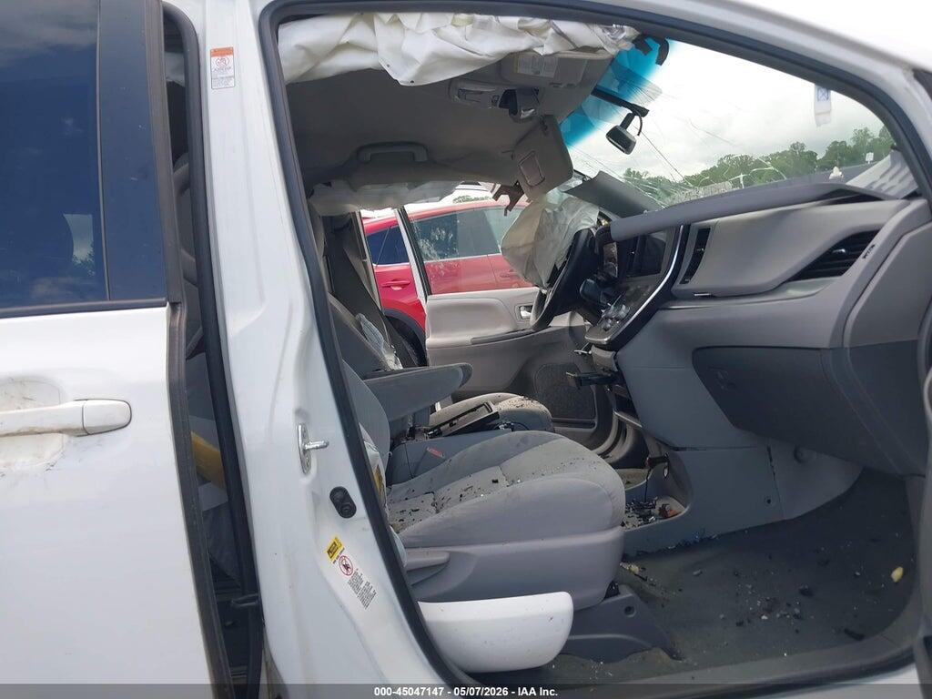 5TDKK3DC9FS686683 2015 TOYOTA SIENNA photo no. 5