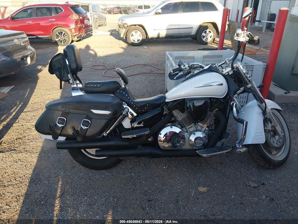 1HFSC52688A500353 2008 HONDA VTX1300 photo no. 12