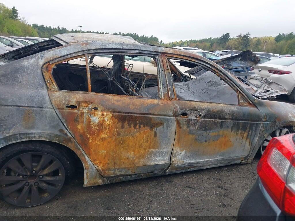 1HGCP3F81BA004841 2011 HONDA ACCORD photo no. 12