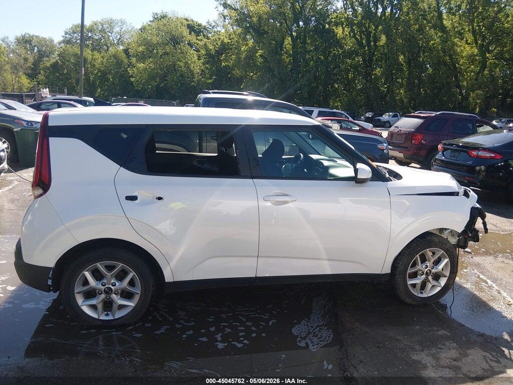 KNDJ23AU4M7783130 2021 KIA SOUL photo no. 12