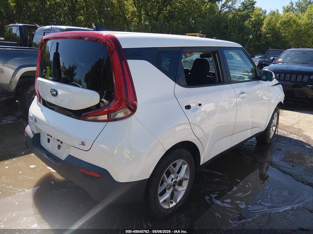 KNDJ23AU4M7783130 2021 KIA SOUL photo no. 4