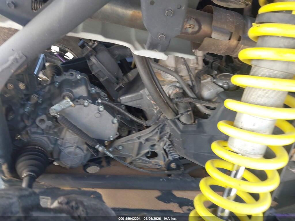 3JBVNAW27JK000290 2018 CAN-AM MAVERICK X3 MAX photo no. 8