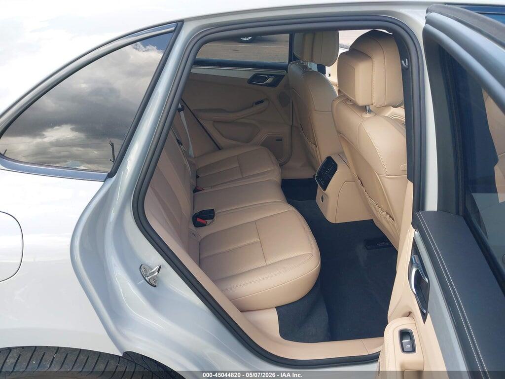 WP1AG2A58TLB41342 2026 PORSCHE MACAN photo no. 8