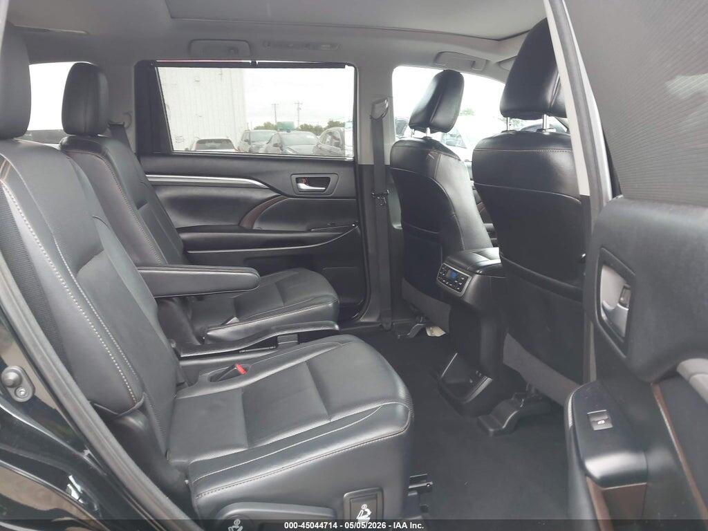 5TDDGRFH9JS043054 2018 TOYOTA HIGHLANDER HYBRID photo no. 8