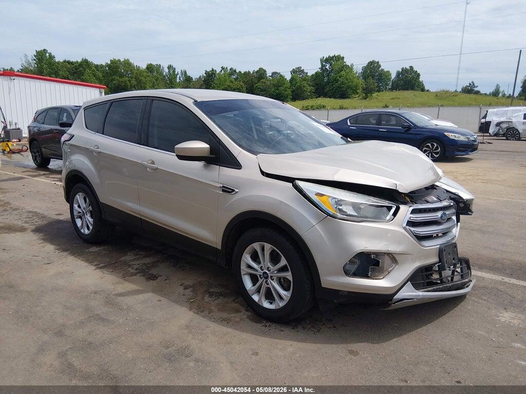 1FMCU0G9XHUC52070 2017 FORD ESCAPE photo no. 1