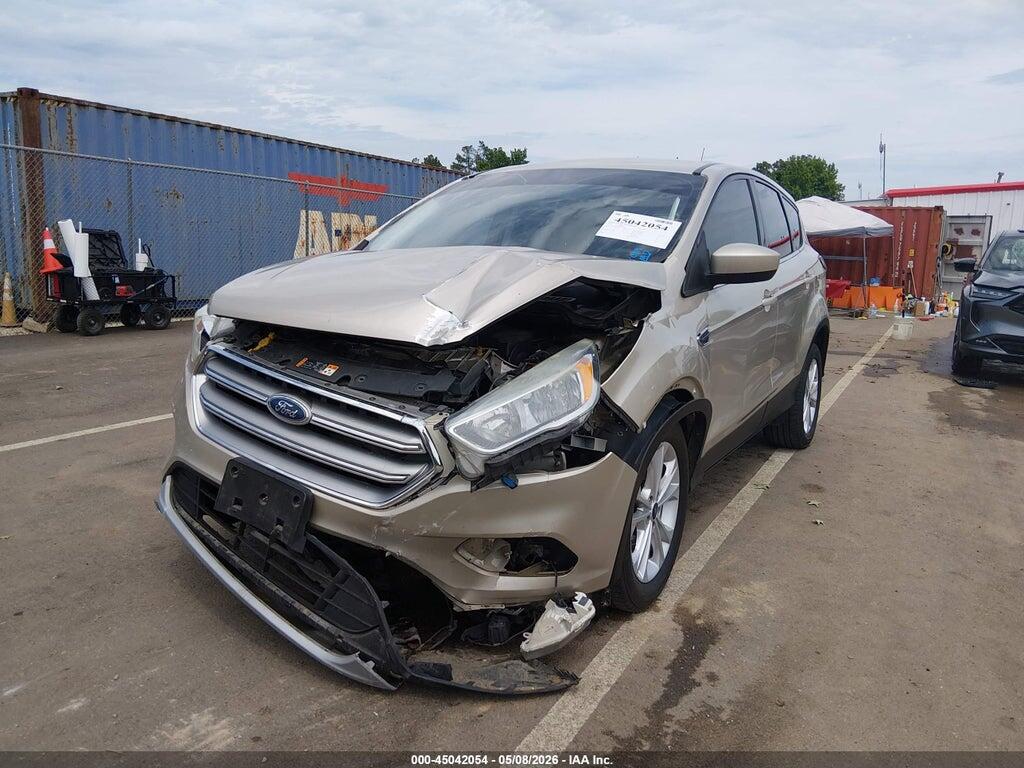 1FMCU0G9XHUC52070 2017 FORD ESCAPE photo no. 6