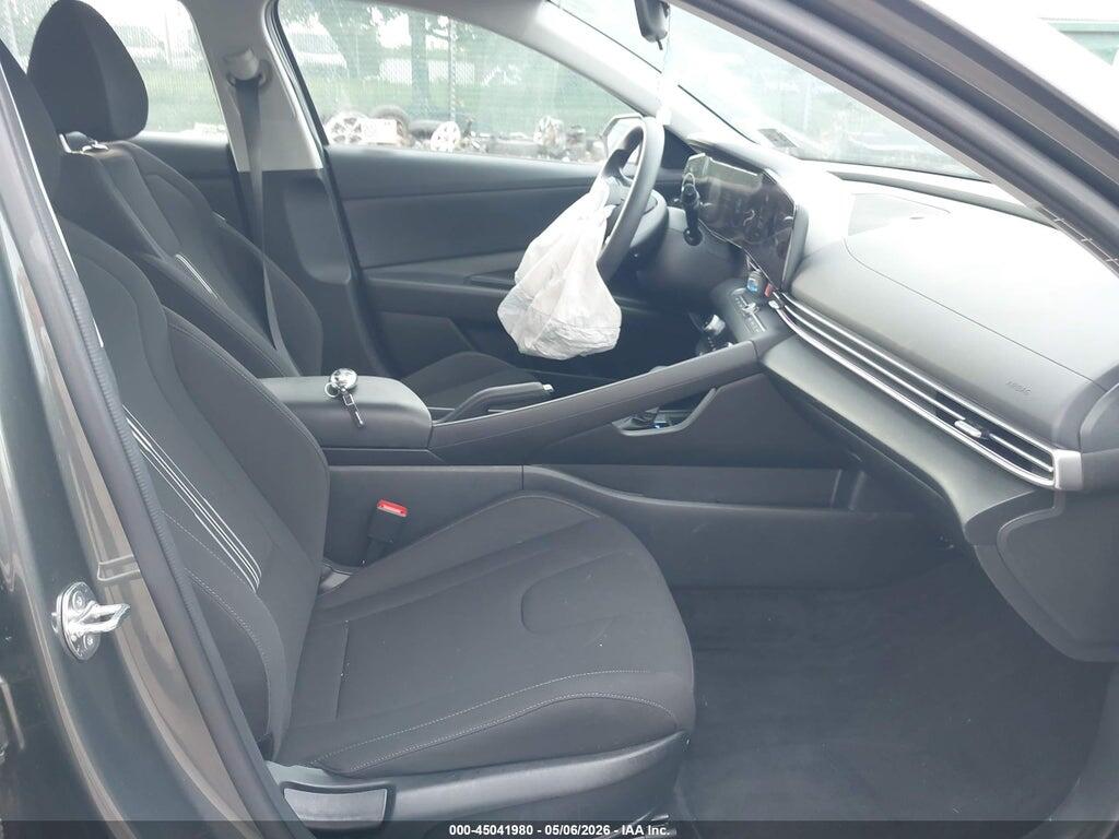 KMHLM4DGXRU697758 2024 HYUNDAI ELANTRA photo no. 5