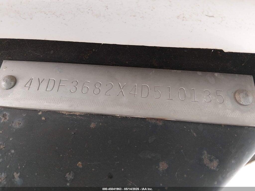 4YDF3682X4D510135 2004 KEYSTONE 3685FL photo no. 9