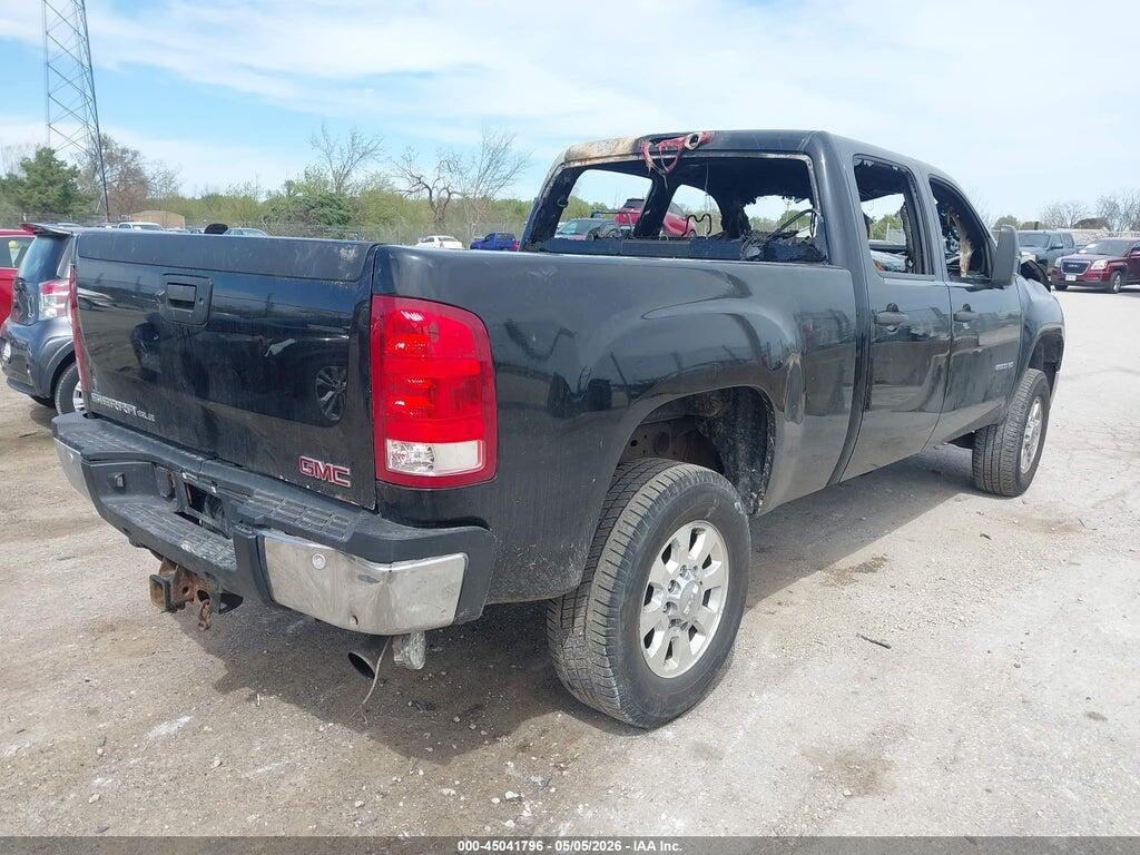 1GT120CG9DF104268 2013 GMC SIERRA 2500HD photo no. 4