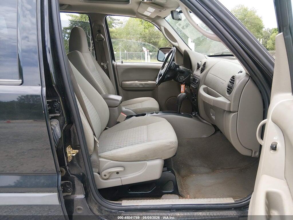 1J4GK48KX6W137713 2006 JEEP LIBERTY photo no. 5