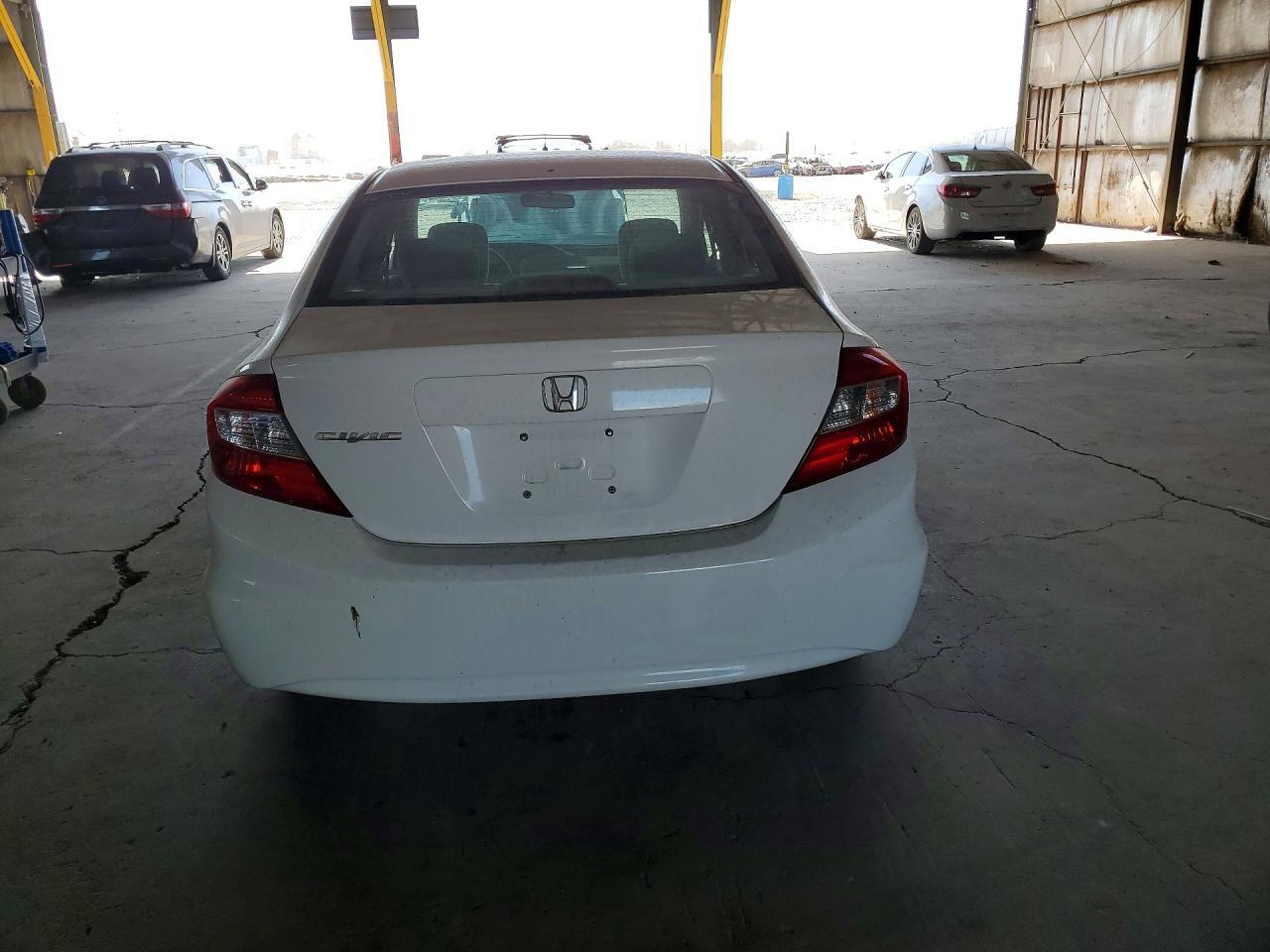 2012 HONDA CIVIC LX — Фото 6 из 12
