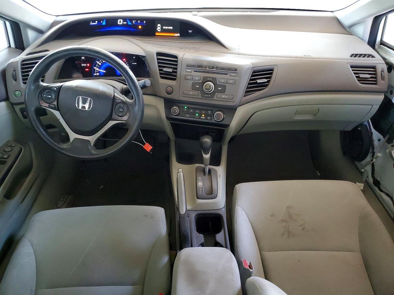 2012 HONDA CIVIC LX — Фото 8 из 12