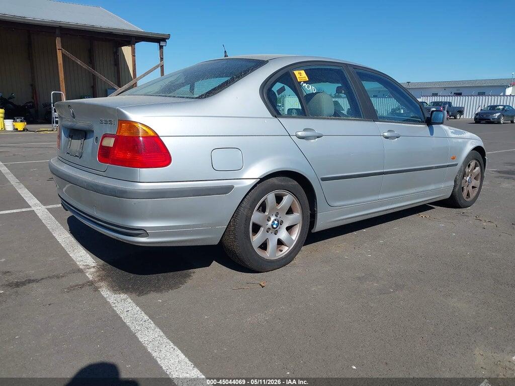 WBAAM3336XCA81630 1999 BMW 323I photo no. 4