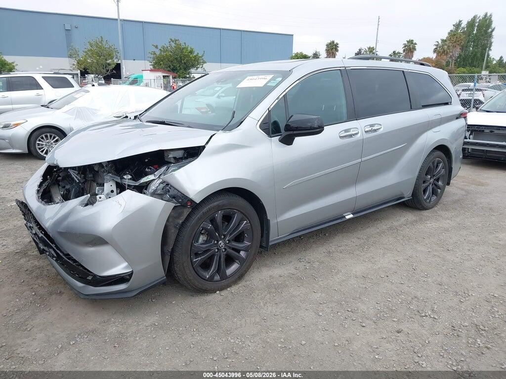 5TDXRKEC2PS149780 2023 TOYOTA SIENNA photo no. 2