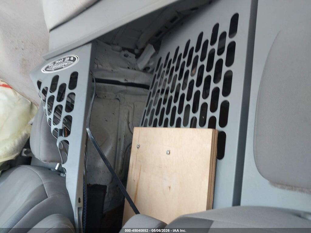 1N6BF0KMXGN802301 2016 NISSAN NV CARGO NV1500 photo no. 8