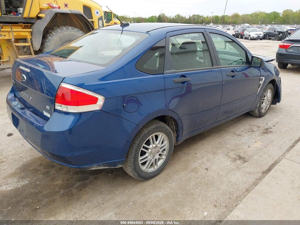 1FAHP35N98W227335 2008 FORD FOCUS photo no. 4