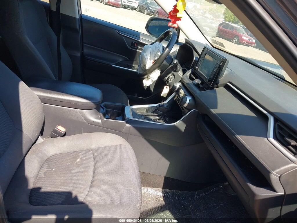 2T3K1RFV5KW034527 2019 TOYOTA RAV4 photo no. 5