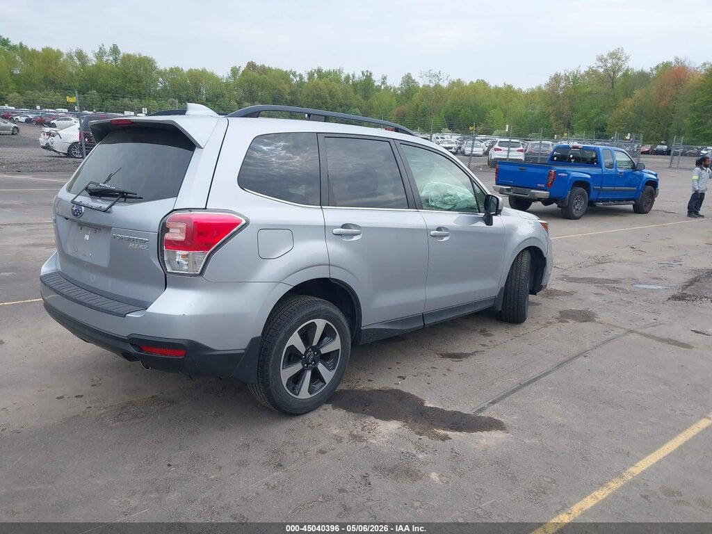 JF2SJAJC1HH502891 2017 SUBARU FORESTER photo no. 4