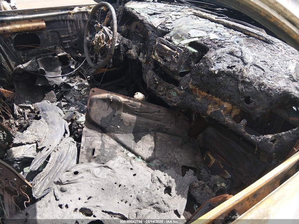 JTDBE32K020054489 2002 TOYOTA CAMRY photo no. 5